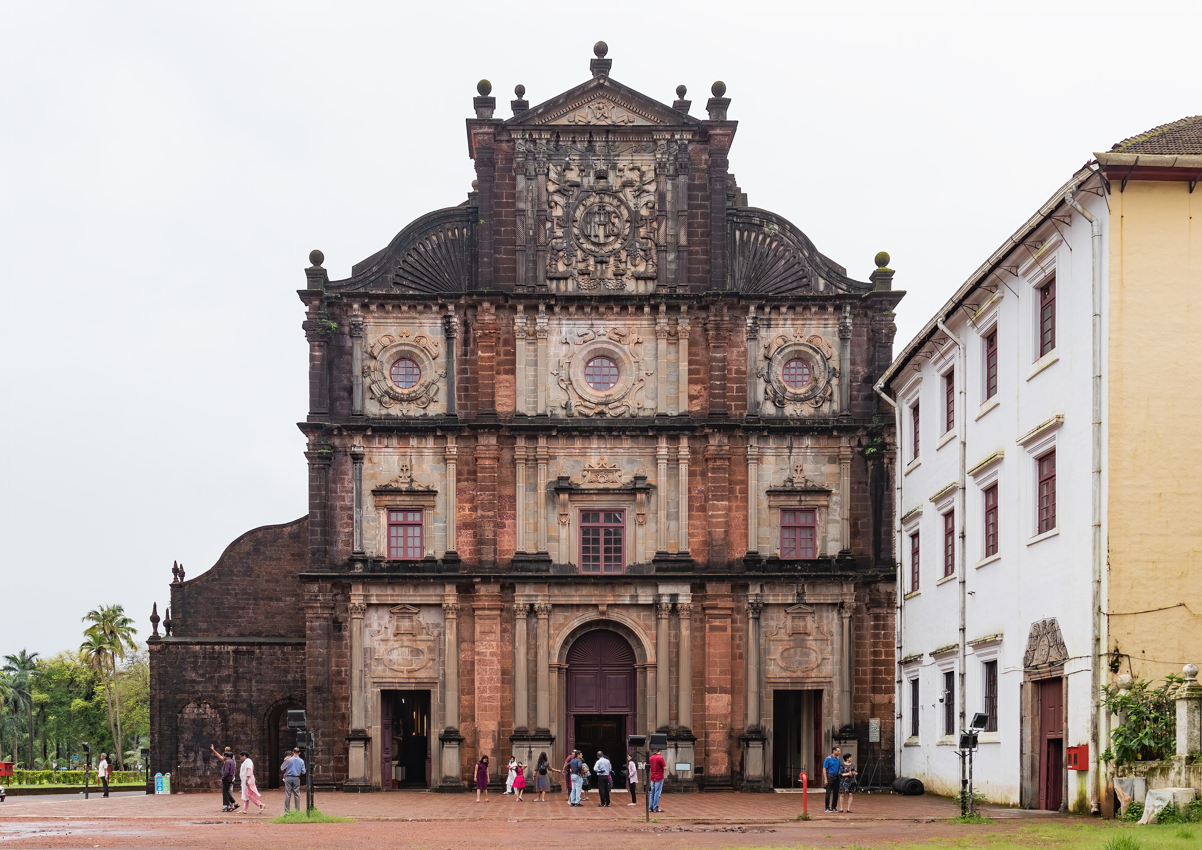 Goa Beaches, Churches & Sunset Cruise Nightlife